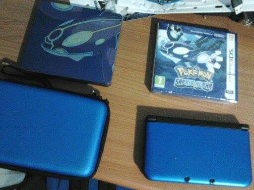 BlueMasuta's tweet photo. Déjà 9 ans presque. 
Ma 1ère participation à un tournoi Pokemon organisé par Nintendo et des commu Pokemon FR pour la Pokemon Day avec 256 joueurs réunis ! J'ai pu atteindre le top 8 et c'est aussi l'année des remakes 3g qui a une grande place dans mon cœur 💙
#PokemonEnsemble https://t.co/ziH8vrt3Es
