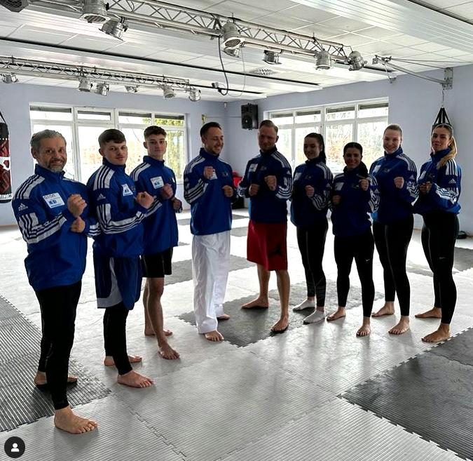 Das adidas Karate Bundesliga Team is bereit für die ersten Begegnungen am kommenden Wochenende.
Wir wünschen Euch viel Erfolg.

🛒⏩shopping link sbj-sportland.de