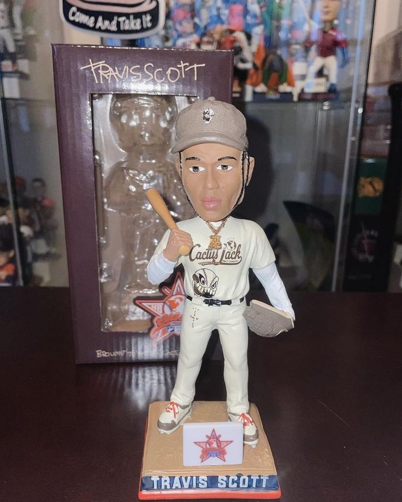 Complex Sneakers on Twitter "The first 2,500 fans at each day of the