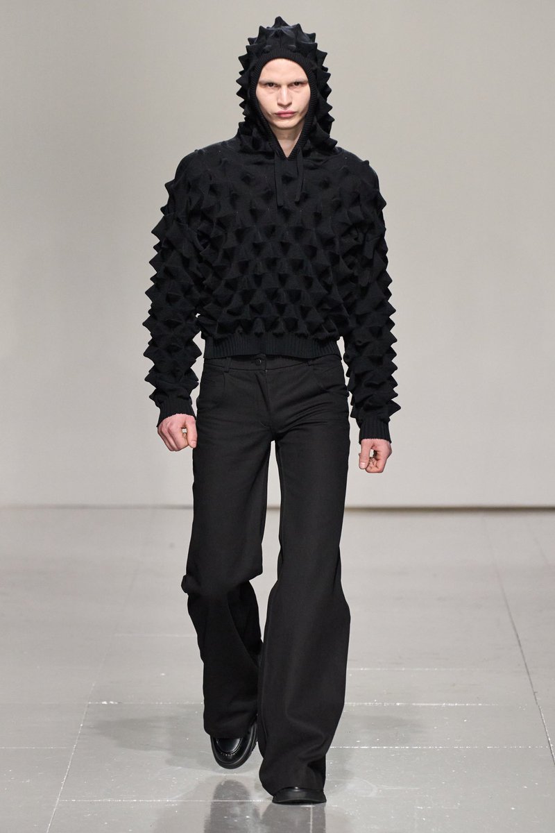 highendfashn's tweet photo. Chet Lo - Fall 2023 https://t.co/Zo4EQ6zmhi