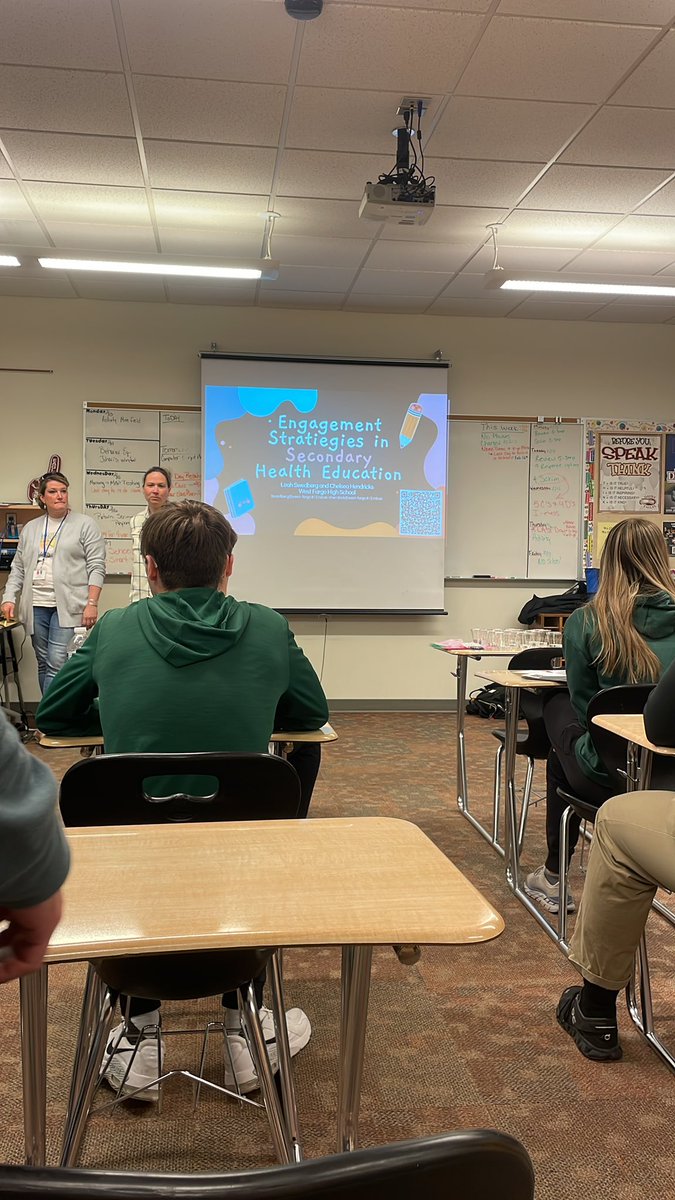 UJ_SHAPE's tweet photo. Leah Swedberg and Chelsea Hendricks teaching about secondary health educatio #ujshape #NDshape2023 https://t.co/frRQ2pK9ok