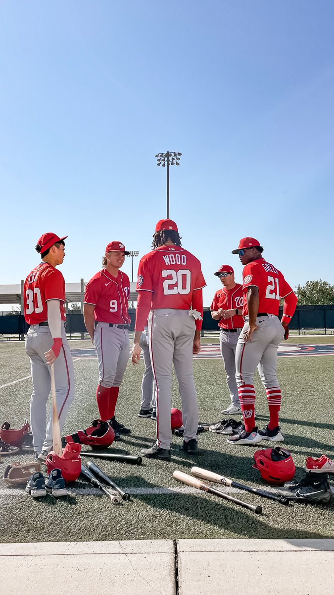 The red unis are looking good on you, boys!
 
#NATITUDE