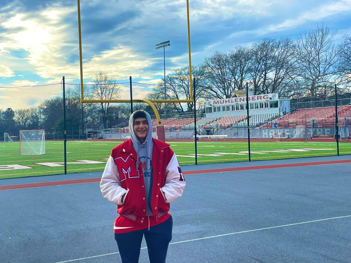 Had a great time @Muhlenberg competing @MuhlenbergLax prospect day then meeting @coachpeeg to discuss 🏈for @DigInMules Looking forward to returning for the Junior Day! @TBrownIII @Muhl_Sports @DominickLepore1 @MikeCaggKicking @STScamps @njpuntingcoach @BravesHSLax @GoMVB