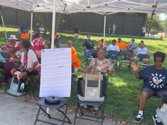 KOCOmmunity's tweet photo. Many of our seniors face unjust evictions and live in unsafe apartment buildings. Too many building management companies disregard the living conditions of our seniors. If youโre a senior and want to contribute to our Senior Bill of Rights, contact us. #KOCOmmunity https://t.co/A68J1BWWr8