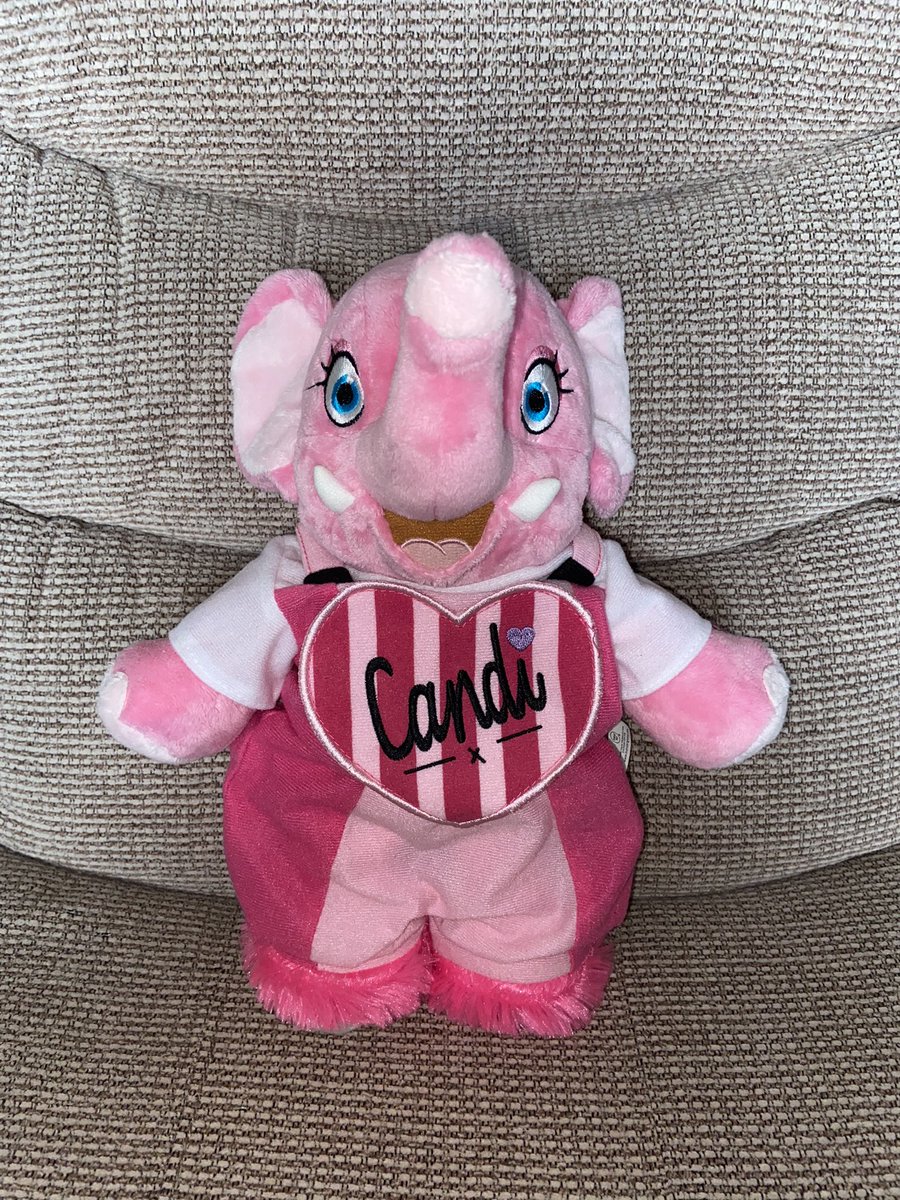 Now unemployed from @haven Anxious is ready to audition for <a href="/Butlins/">Butlin's</a> 🤞🏼