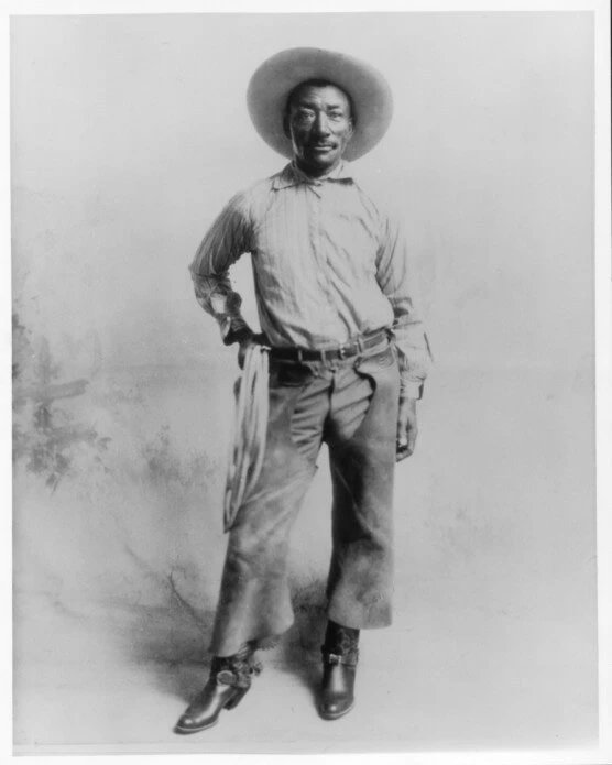 Lonnster70's tweet photo. #CRITICALRACEFACTS  It's rodeo time!!
Did you know that black men were among the first 'cowboys' in the U.S. They roped, branded, and saddled up for cattle drives to keep the booming cattle industry in tact. Some gained fame, such as Bill Pickett and Nat Love. https://t.co/3DJIOap2mn