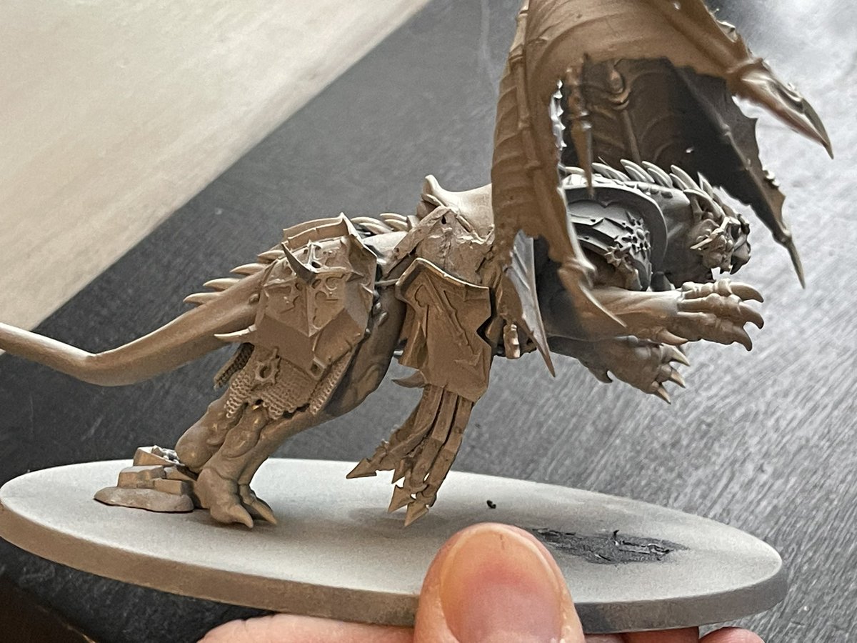 Sigmalthus's tweet photo. This lil guy is ready for paint; kitbash/conversion for a manticore. The sorcerer lord rider will be from the original kit. https://t.co/HvCYKr8nqT
