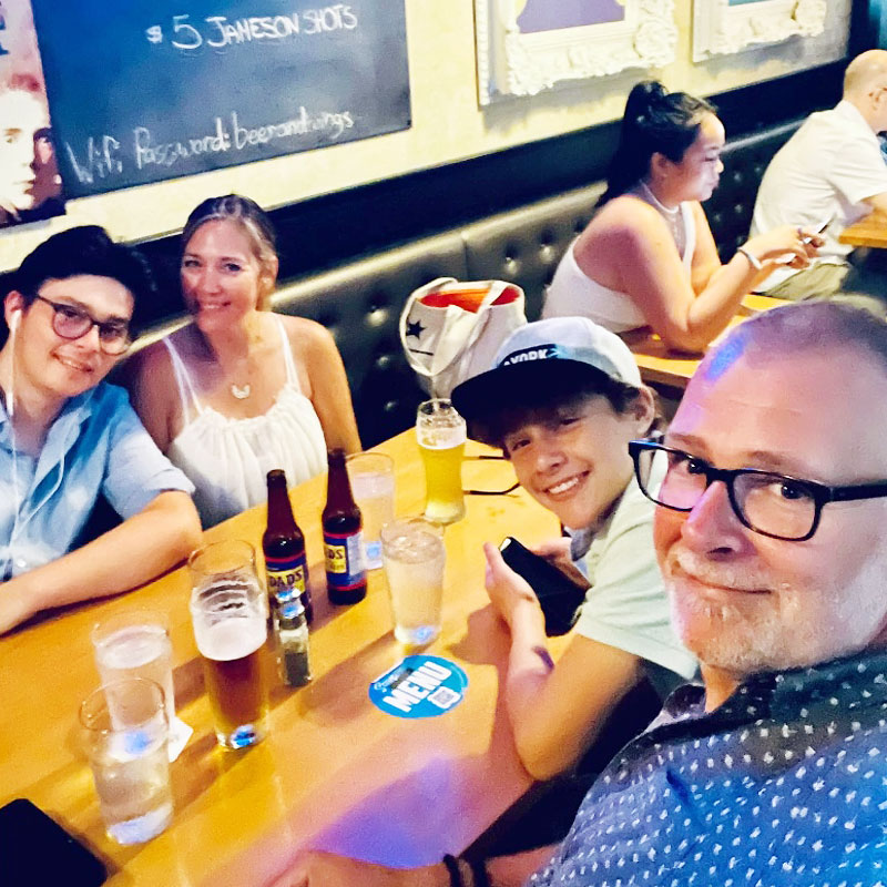 FirkinPubs's tweet photo. From our Firkin Family to yours, #HappyFamilyDay!
πΈ FB: Laurie McGregor
#FamilyDay2023 #FirkinPubs #torontopubfood #TorontoPubs #TOPubGrub #GTAEats #TOFoodie #6ixEats #6ixDrinks #CraveThe6ix #torontorestaurants #takeouttoronto #BritishPubFare https://t.co/FiYCHk6q4Z