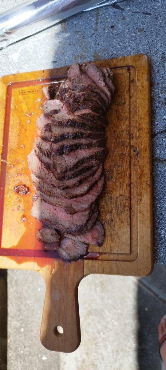 Tirando a ferrugem da churrasqueira <a href="/rodrigojulioraw/">Rodrigo Júlio</a> <a href="/BarbecueKingBR/">Barbecue King 🔥</a>