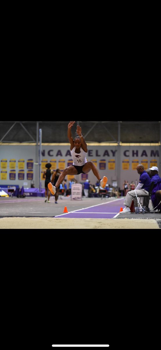 TheNickNetwork1's tweet photo. Marley Richard of Destrehan Indoor State Champion Div 1 girls triple jump 39'9.25. Field event MVP with 14 points. Go Marley and Let's Go Wildcats @ShariefWDSU @DestrehanSports @sharoo50 https://t.co/pB17rPlizL