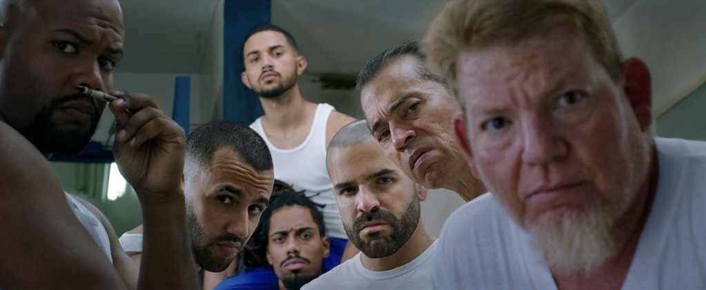 saludycultura's tweet photo. La comedia familiar “#BarroteFilms”, hecha en P.R., se presentará en los cines de Caribbean Cinemas, a partir del 23, febrero. “La película trata acerca de un grupo de confinados que se lanzan a hacer una película clandestinamente con los recursos que tienen en la cárcel” https://t.co/vd6AxQWYhV