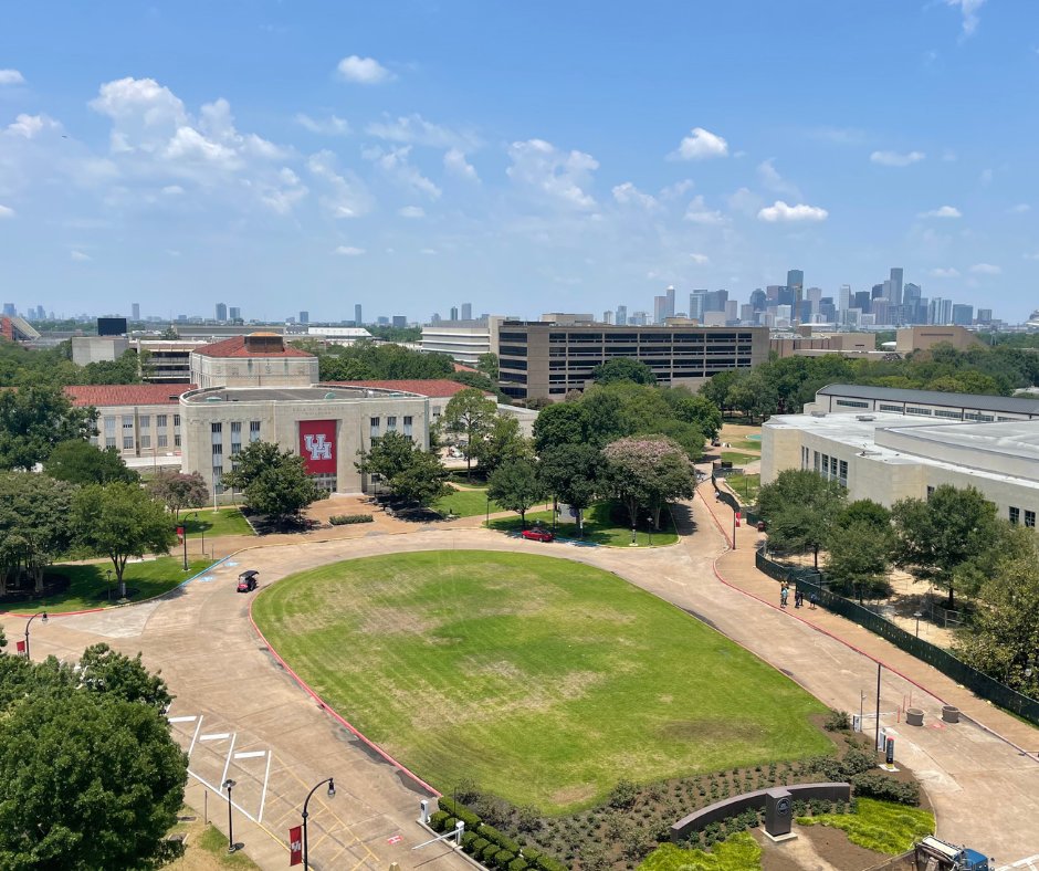 HiltonCollegeUH's tweet photo. One opportunity used wisely can change your life dramatically.
#MondayMotivation 

P.S. We have the best view on campus. 😉 *Views from the top floor of the Hilton Tower. 🐾
.
.
.
.
#HiltonCollegeUH #UniversityOfHouston #HospitalityDegree #HospitalityEducation #HospitalityProgram https://t.co/p8eROHQUy9