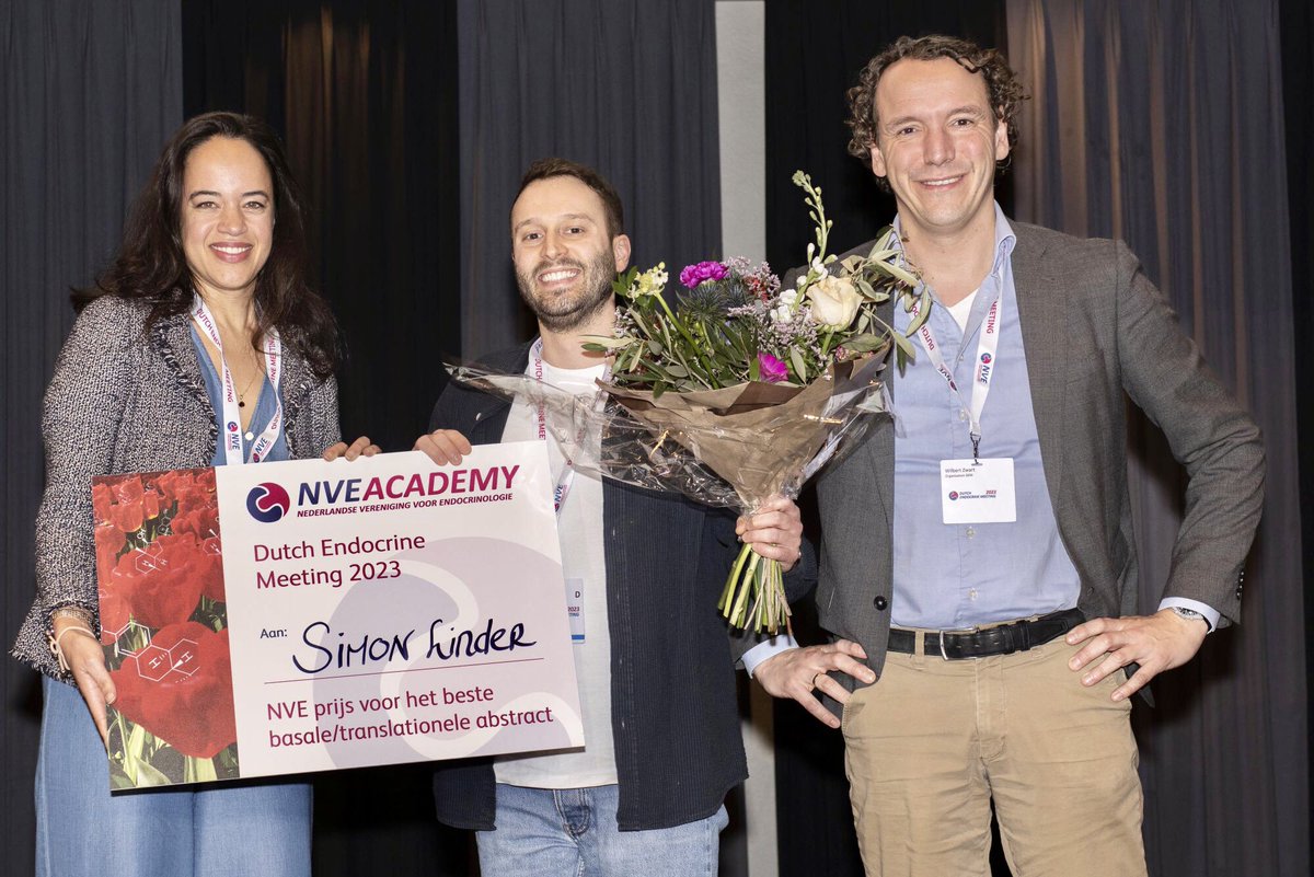 Simon Linder tweet media