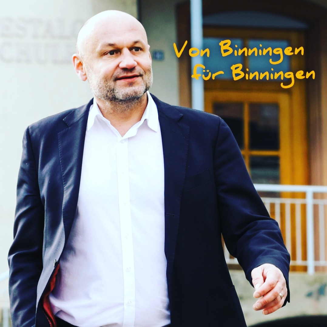 Binningen aufgepasst! 
Gemeinderat-Ersatzwahl in Binningen: Grünliberale empfehlen Lukas Alt.
Die GLP Binningen empfehlen Lukas Alt (Mitte) zur Wahl in den Gemeinderat am 12. März.
Lukas Alt ist kompetent, motiviert, hat Führungserfahrung und ist in Binningen stark verwurzelt.