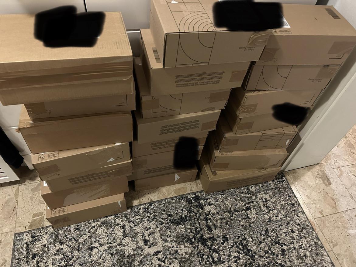 UnknownBricks tweet media