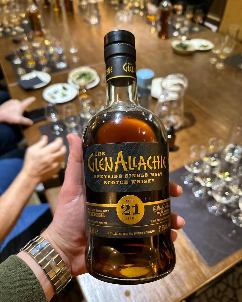 The @theglenallachie_ 21yo Cask Strength - another whisky which has started going for mega-bucks on the secondary market and sells out in seconds!

This was brought by a kind soul to @londonwhiskyclub last week to be shared after our last tasting - and w… instagr.am/p/Co5CLfPMOh6/