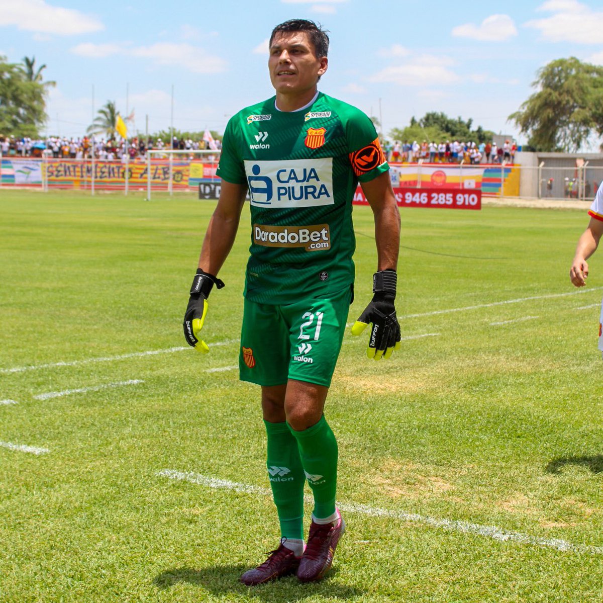 Grau_Oficial's tweet photo. ¡Que lindo es volver a verte jugar, 'Banana'! 🔝

Cuando más te necesitamos siempre estás⚽️🧤

¡Vamos Grau! ❤️💛

#PatrimonioDePiura
#PiuraEsGrau https://t.co/HAjD2bWC9j