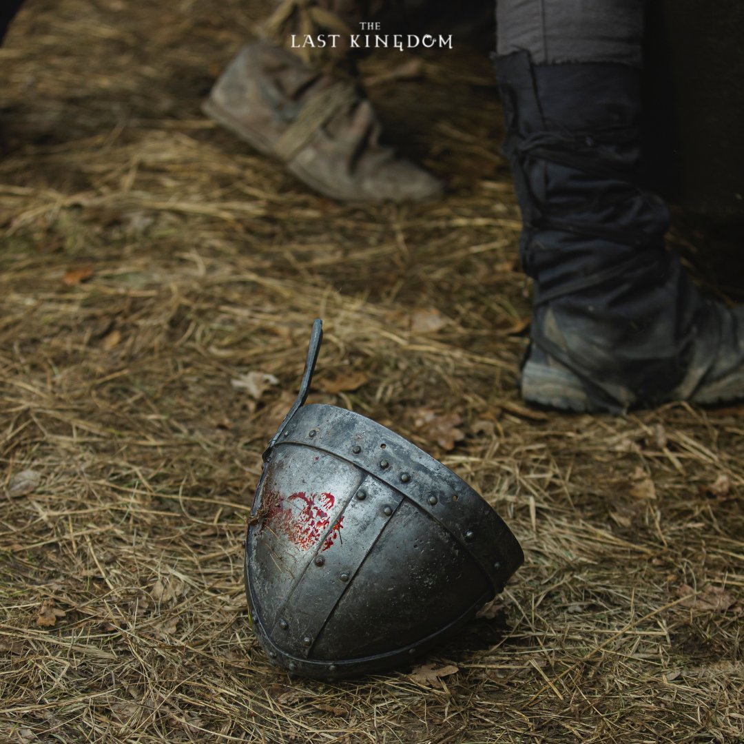 TheLastKingdom's tweet photo. Who will be left behind? #SevenKingsMustDie #TheLastKingdom https://t.co/X62gbpZ3Kg