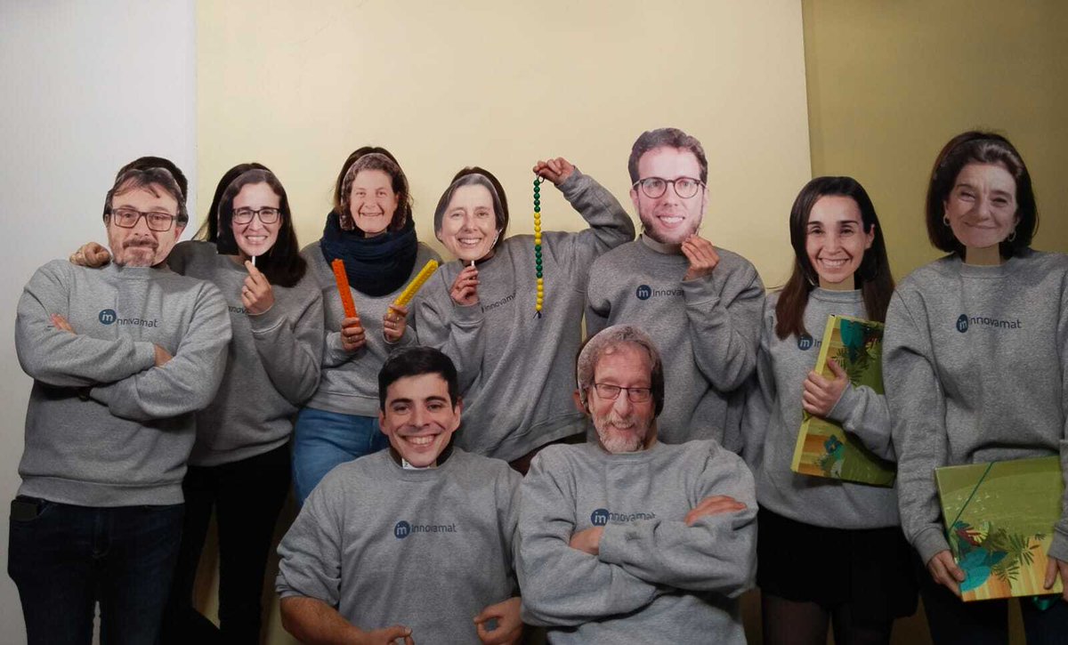 innovamat_cat's tweet photo. Setmana de #Carnestoltes a les oficines d'Innovamat! Vam disfressar-nos cada dia inspirant-nos en una sessió de la nostra proposta, d'#Infantil, #Primària i #Secundària!✨

Us ho expliquem fent un repàs de la setmana tot compartint-vos la sessió o repte en qüestió!👌🏼

Som-hi!🧵 https://t.co/KVHeJgvN00