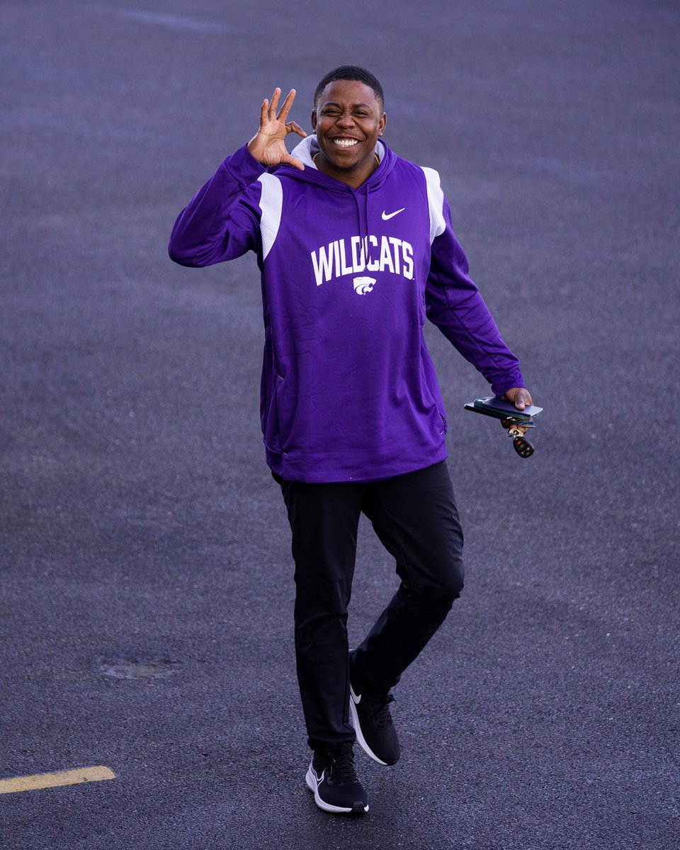 KStateFB's tweet photo. Feeling like the man when I walk through

Welcome home family, @Coach_Middleton https://t.co/KAQ2Jqc32t