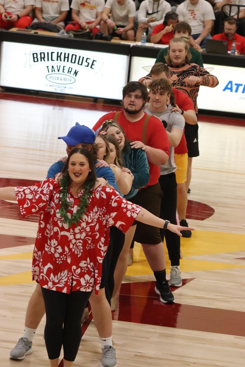 scstormdance's tweet photo. Our Annual Co-Ed Dance was a hit! 💃👩‍❤️‍👨

Thanks to all of our dancers’ friends for joining us for a halftime performance!

Special shout-out to Adrianna Ruble &amp; @clareoveren for choreographing! 

#SCDT #rollstorm ⚡️🏀 https://t.co/2RIfO84M9p