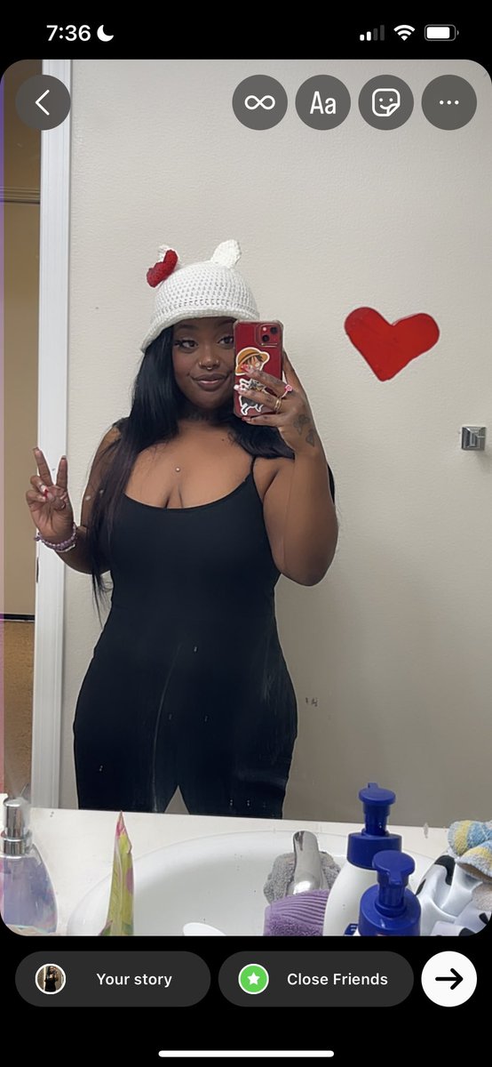 pixiexesw's tweet photo. Thee candle queen 🫶🏾🕯️ https://t.co/LXDK4qduKh