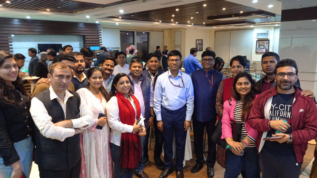 aiims_newdelhi's tweet photo. Media and Protocol division, AIIMS, New Delhi organized  a formal interaction of Director AIIMS, New Delhi with the print and electronic media and shared the vision and mission of AIIMS in the coming year
#PillarsOfDemocracy #Media
#ResponsibleReporting https://t.co/Ut83nwRv9E