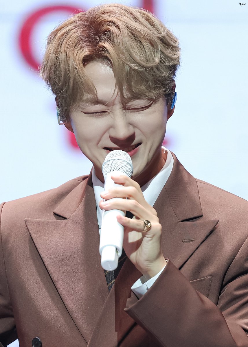 221015 박경리문학상 축하공연
#조민규 #포레스텔라 #Forestella

보고싶은 찡긋 밍규🥺