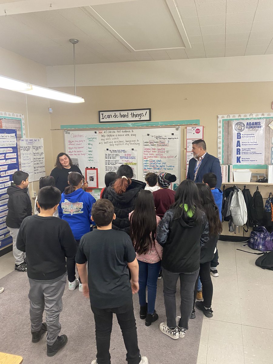 adams_ysd's tweet photo. Amazing Friday at @adams_ysd with #BoardChair #NormWalker and @YakimaSchools Supt. @TrevorLTGreene leading a group in #MrsKirschermann 4th Grade class w/ #Principal @DougKap 

#DualLanguageSchool #SELschool @waOSPI @chrisreykdal @wasa_oly @WSASCD @CEEffectiveness #education https://t.co/5vpgH7E05L