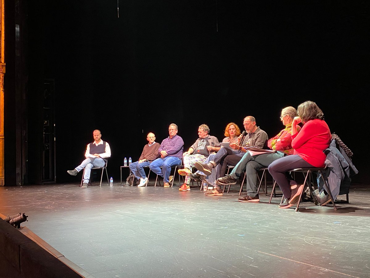 uniondeactores's tweet photo. En nombre de la Unión de Actores y Actrices interviene nuestra #SGeneral Silvia de Pé @SilviadPe junto a nuestros secretarios de acción sindical, @VentinLuis y Daniel Albaladejo
#ElFuturoDeLaProfesiónActoral https://t.co/QhkIcf1x6R