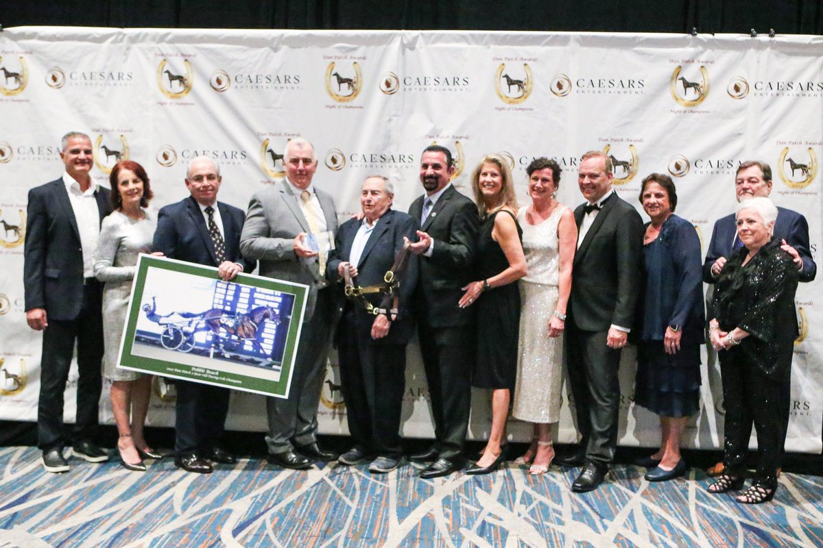 USHWA_'s tweet photo. Congratulations to the connections of 3-year-old pacing colt and gelding champion #PebbleBeach‼️#DanPatch23 #HarnessRacing #NightOfChampions 🏆@Breeders_Crown @WoodbineSB @RedMileHarness https://t.co/wMEgIpdFR2