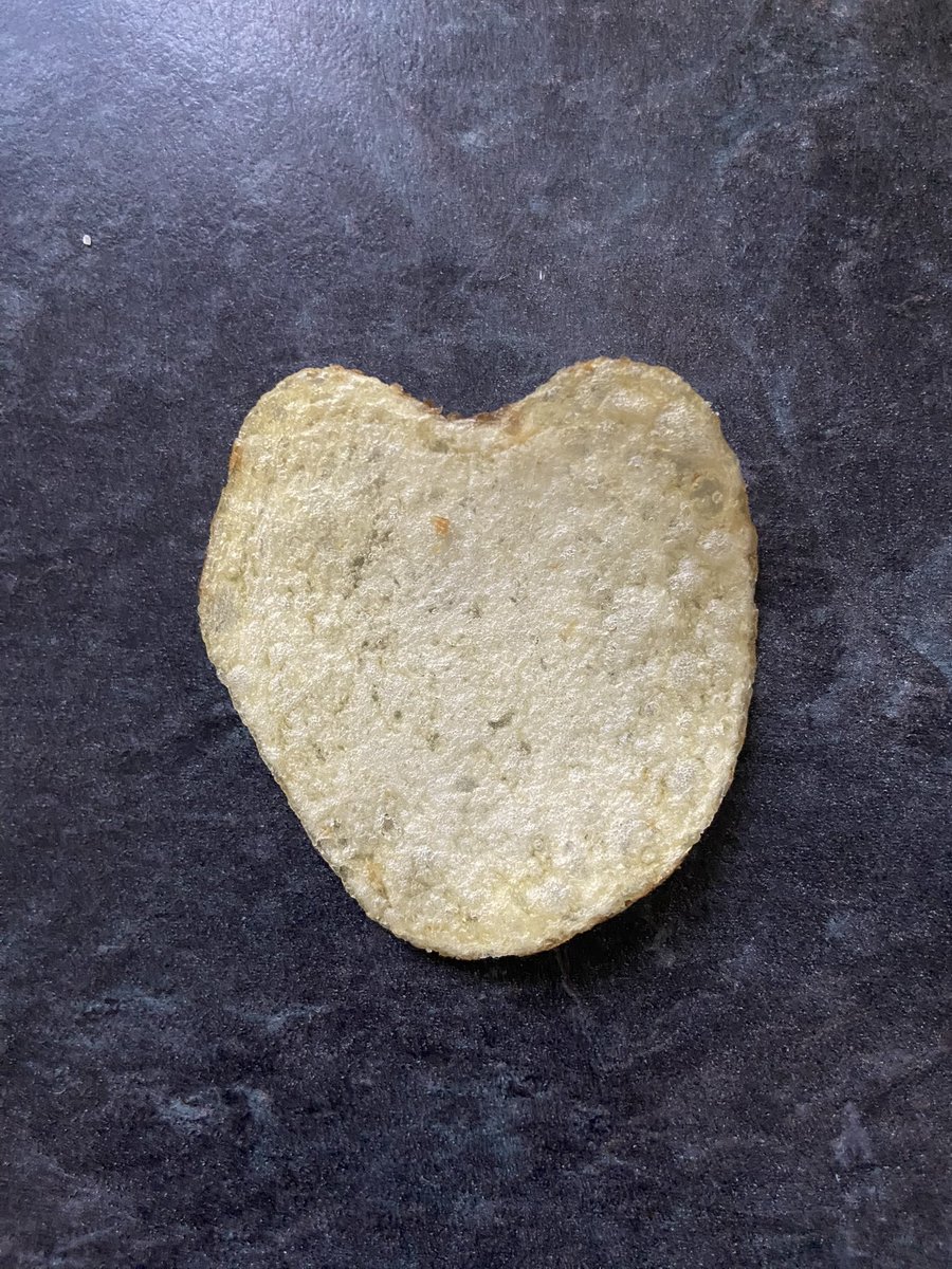 hayley25eddy's tweet photo. @walkers_crisps #lovefromwalkers https://t.co/e3btIqzGCh