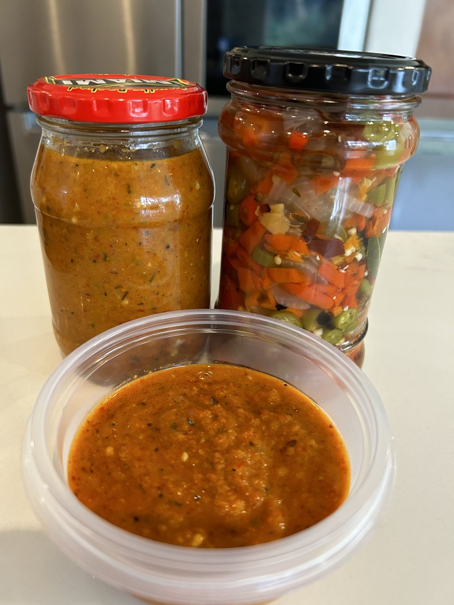 LaviniaEngel's tweet photo. Donโt fear the Reaper. โก๏ธ๐ถ๏ธ๐โ๏ธ
I made hot sauce & pickled peppers from my super hots today. ๐ฅต Carolina Reapers, Bane Strain peach, Primotalii Chocolate, Purple Bhut Jolokias / Ghost Peppers & Red Savina Habaneros.
#hotpeppers #chillihead #carolinareaper #GYO https://t.co/nFcIdDispP
