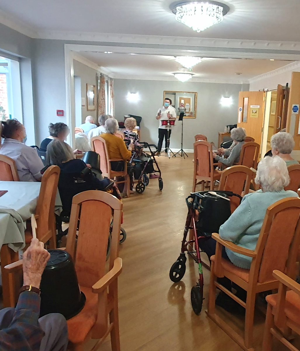 This morning our session was cancelled due to covid😔.This afternoon though we had a fun Buckets For Bongos session in another new care home.Lovely to see new happy faces! 

#BucketsforBongos #musictherapysession #carehomesuk #carehomeactivities #dementia #wellbeing