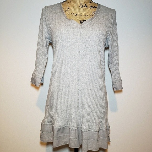 sssuper's tweet photo. So good I had to share! Check out all the items I'm loving on @Poshmarkapp #poshmark #fashion #style #shopmycloset #splendid #codebleu #softsurroundings: https://t.co/pllGfGoT6X https://t.co/sEKpp74ZcW