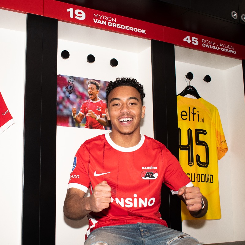 AZAlkmaar's tweet photo. ๐ถ ๐ฝ๐๐ ๐ฉ๐๐๐
๐๐๐๐๐๐๐
๐๐๐ ๐ถ
๐๏ธ Myron heeft zijn handtekening gezet onder een nieuw contract tot medio 2027!
#AZ #MvB19