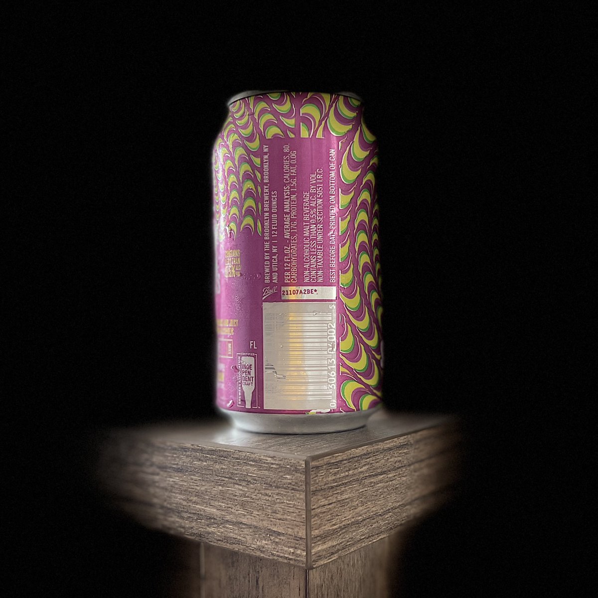 LiberianEnglish's tweet photo. 🥈#AlcoholFreeAwards rating is “good enough to include in your rotation” 🔁 0.5%🍺 for Special Effects Hazy IPA from Brooklyn Brewery (New York, USA) — Over Drinking 309th tasting 🎬 60; ⚓️ 66; ⚖️ 62; 🏁 63; hazy IPA #AFAsilver #AlcoholFree https://t.co/ZzpqP3zX3S