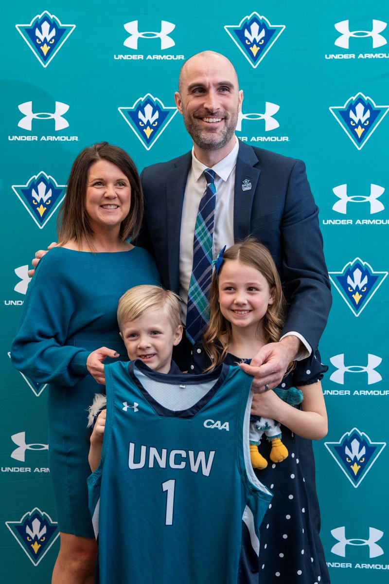 UNCWAthletics's tweet photo. Welcome to #UNCW, @MichaelOblinger and family! We look forward to your leadership in April.

#HawkYeah @UNCWilmington https://t.co/PM9ByqOo1X