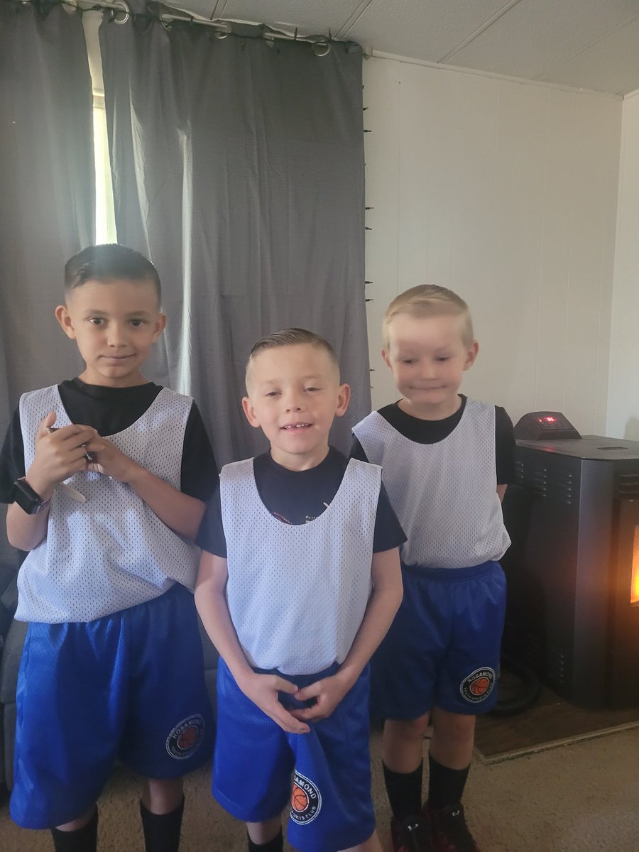 CAROLYNESLICK5's tweet photo. My sons never played basketball, but 2 of my adopted boys and my grandson decided to play so proud of these three little guys.@adoptedchildren@grandchildren https://t.co/QsGzVAxjjO