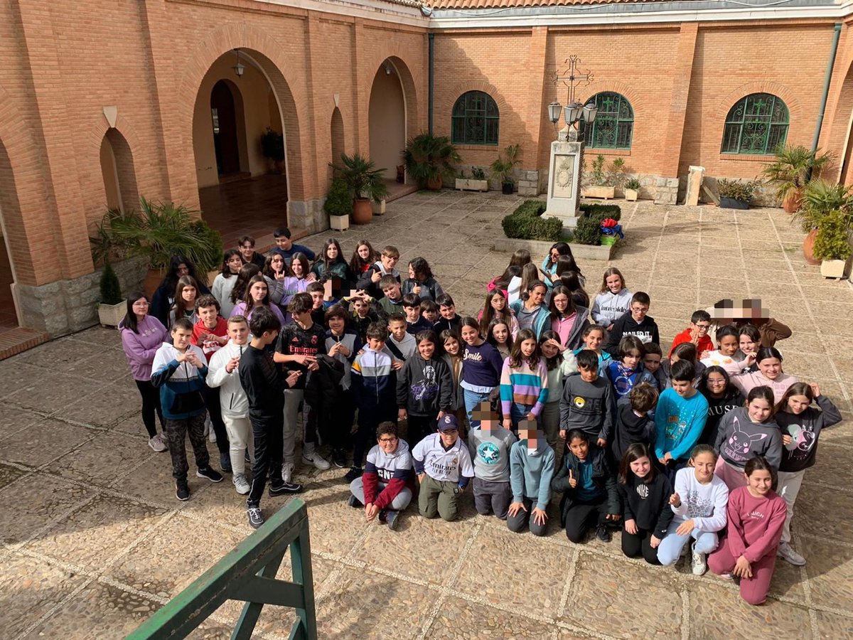 fecsjvmu's tweet image. Esta semana toca inmersión lingüística en Guadalajara para 2ºESO y 5ºEP con @farmcamp_ancora .¡Vaya semana de aprender y divertirse!#megustamicole @colegiosfec
