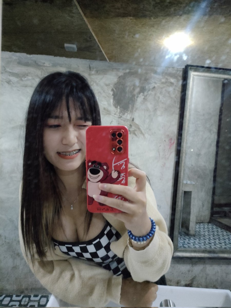 MiniNumsom tweet picture