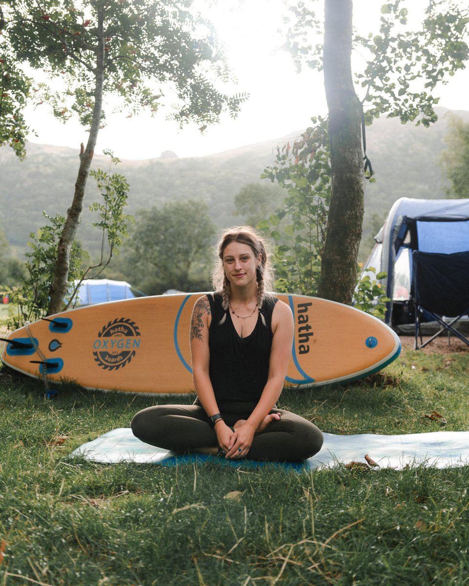 zaktaylormedia's tweet photo. Beth is officially a yoga teacher! She's been working nonstop towards this for the past year or so and I couldn't be more proud. Check out some of her upcoming classes over at @ flowingwithbeth on IG ❤️ https://t.co/HIpvWoLJF8