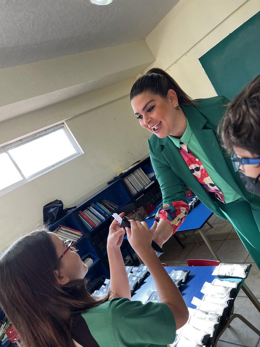 Anita González tweet media