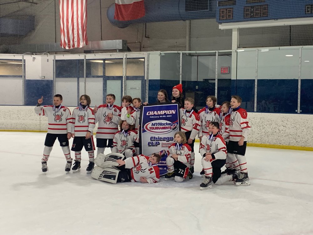 EdpHockey's tweet photo. Congratulations to our U10 Premier team!! Brought home the hardware after a battle of a game. Spiders win the championship, 4-3 in overtime‼️ #gospiders https://t.co/zeSoeJ9TXD
