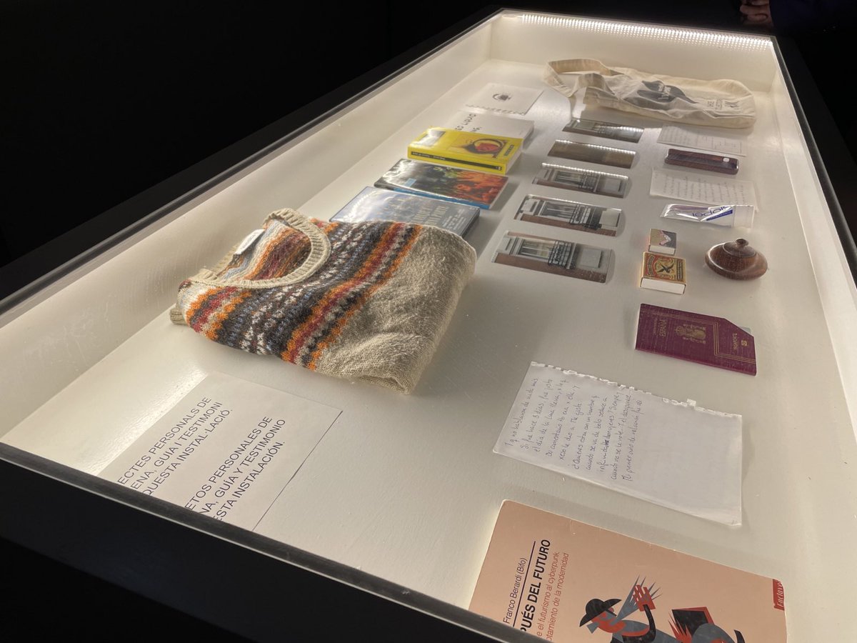 Al <a href="/santamonica_bcn/">Santa Mònica</a> podeu veure “Macho Man”, una instal·lació colpidora sobre la violència masclista. 
Dirigida per @Alex_Rigola amb l’assessorament d’<a href="/alba_alfageme_/">Alba Alfageme i Casanova</a>, t’obliga a la reflexió a través d’un testimoni que et parla a cau d’orella. Una proposta dura i molt necessària.