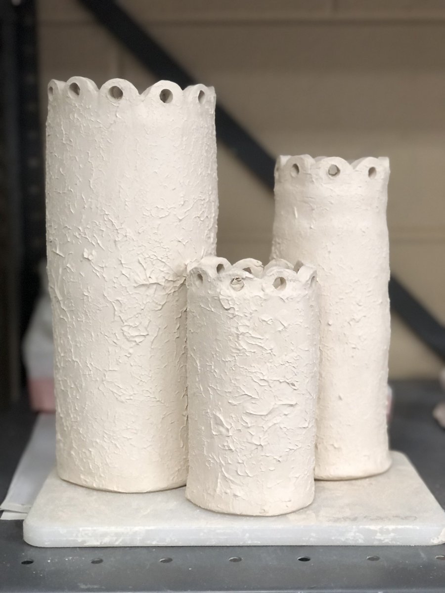 OLHSart's tweet photo. Ceramics 1 bringing it! Can’t wait to see all these glazed #OLHSart https://t.co/d4eon1oufA