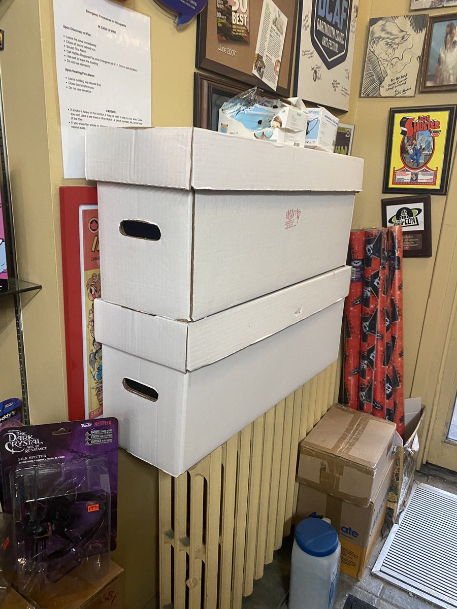 strangeadventrz's tweet photo. two more #previouslyowned longboxes free to a good home. #pickuponly
#sorrynoholds https://t.co/ZxXd7KySHT