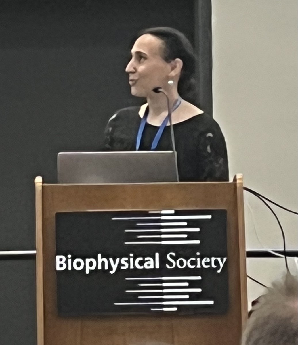 tammyasu's tweet photo. More exciting science at the @BWFUND Future of Biophysics Symposium @PuchadesEM @Lauren_L_Porter @BiophysicalSoc https://t.co/ZagtGNKA0s