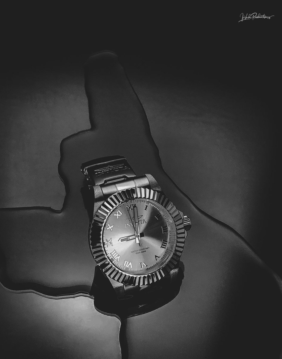 BB_a_King's tweet photo. #UGC product photography @invictastores #ugccommunity #ugccontentcreator #ugcopportunities #UGCbrands #ugcexample https://t.co/feh9C5vjvG