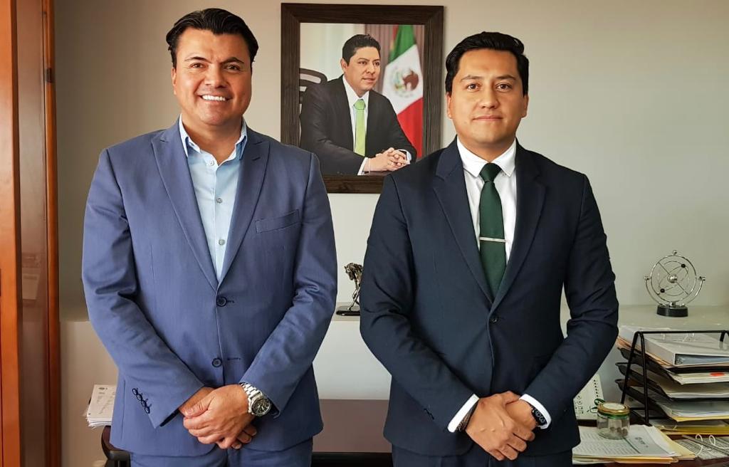 CEFIMSLP's tweet photo. ✅ Reunión de trabajo con la Contraloría General del Estado para definir el convenio de colaboración que se proyecta entre ambas dependencias.
@CGE_SLP
#YaSeNota #GobiernoDelCambio #CEFIM #CGESLP https://t.co/6UCuo5UbNf